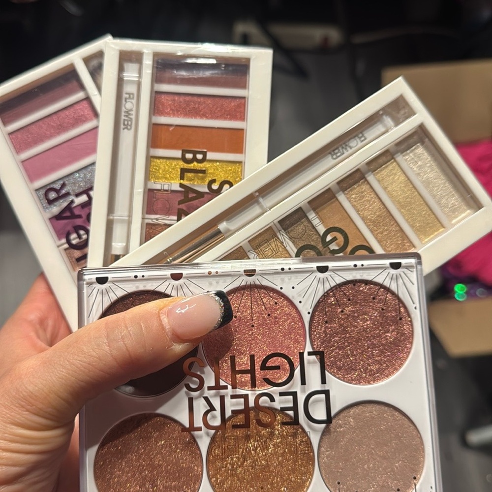 💗5 For $25-Your Pick Of 1 makeup 💄